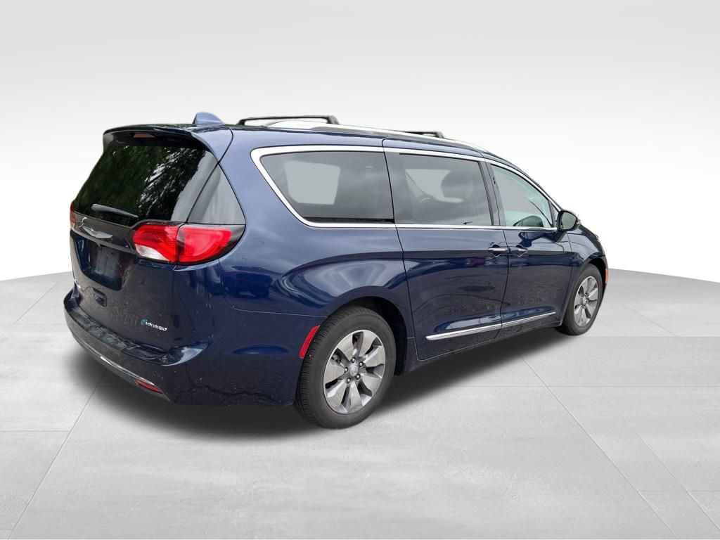 2018 Chrysler Pacifica Hybrid Limited photo 4
