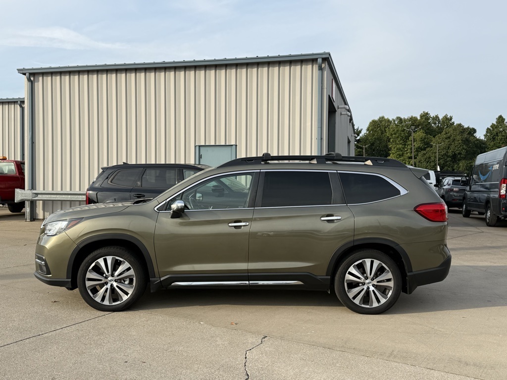 2022 Subaru Ascent Touring photo 4