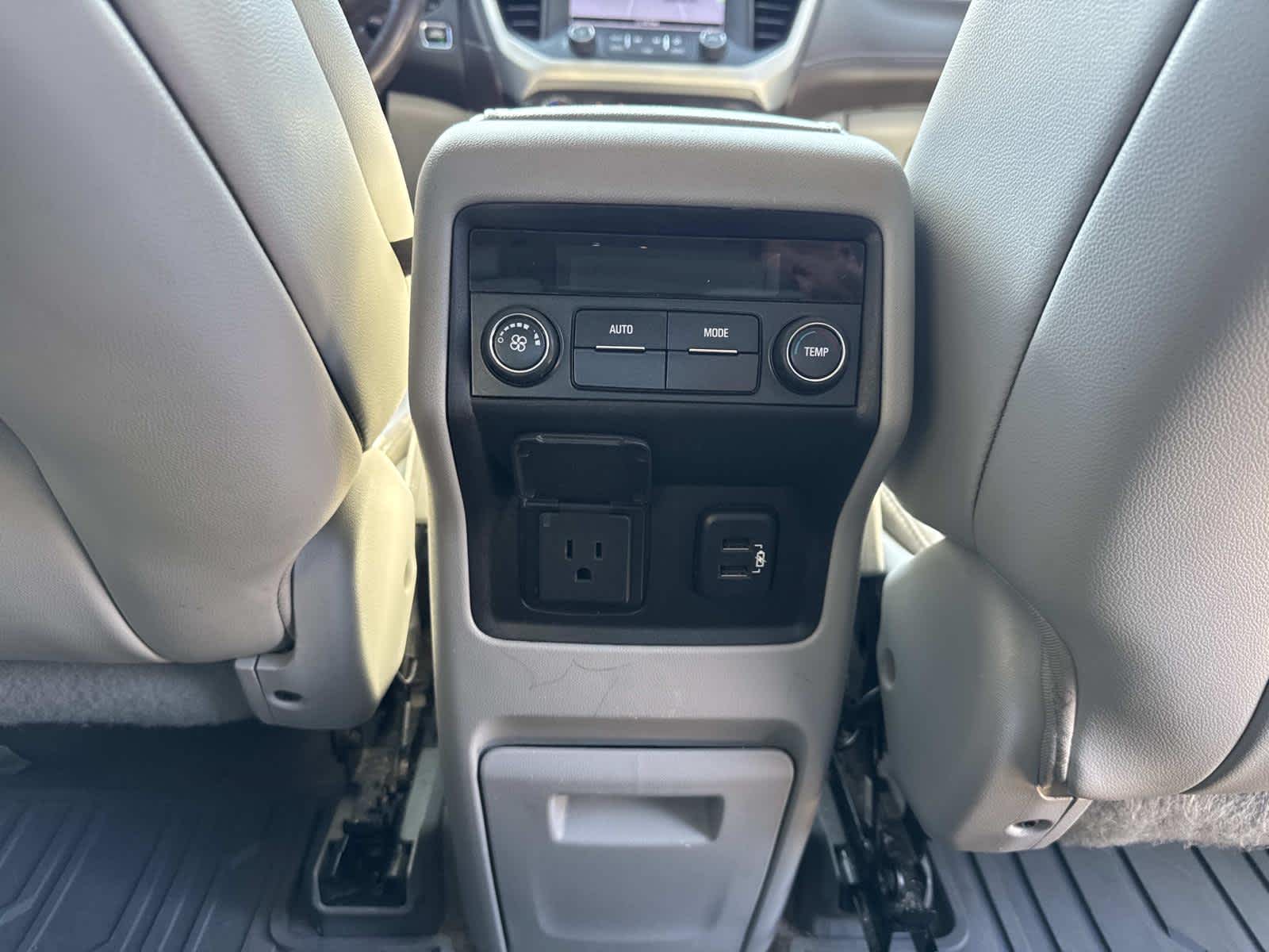 2019 Gmc Acadia SLT photo 25
