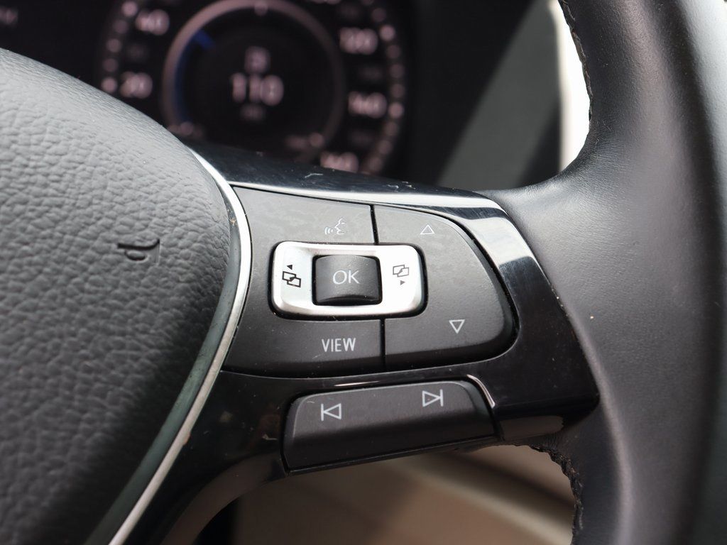 2019 Volkswagen Atlas SEL photo 35