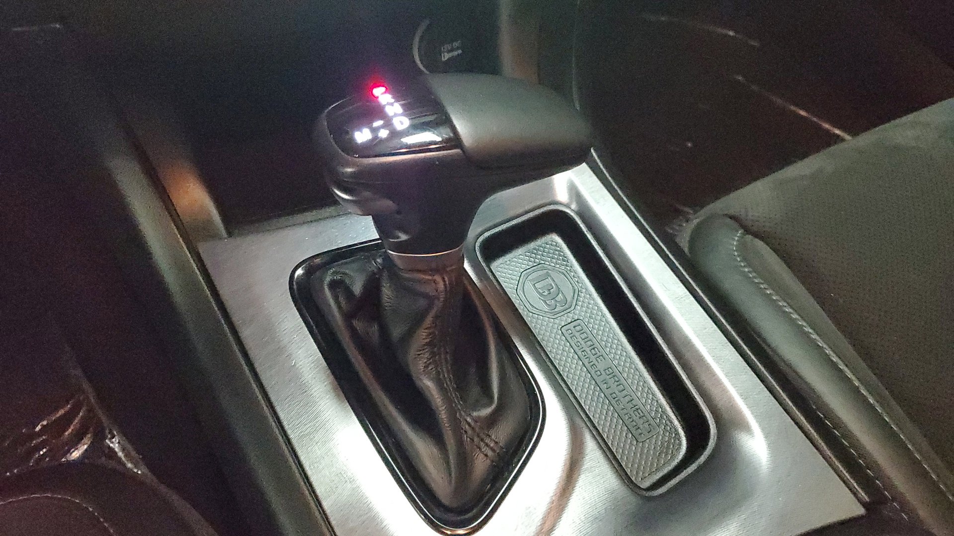 2022 Dodge Charger R/T photo 24
