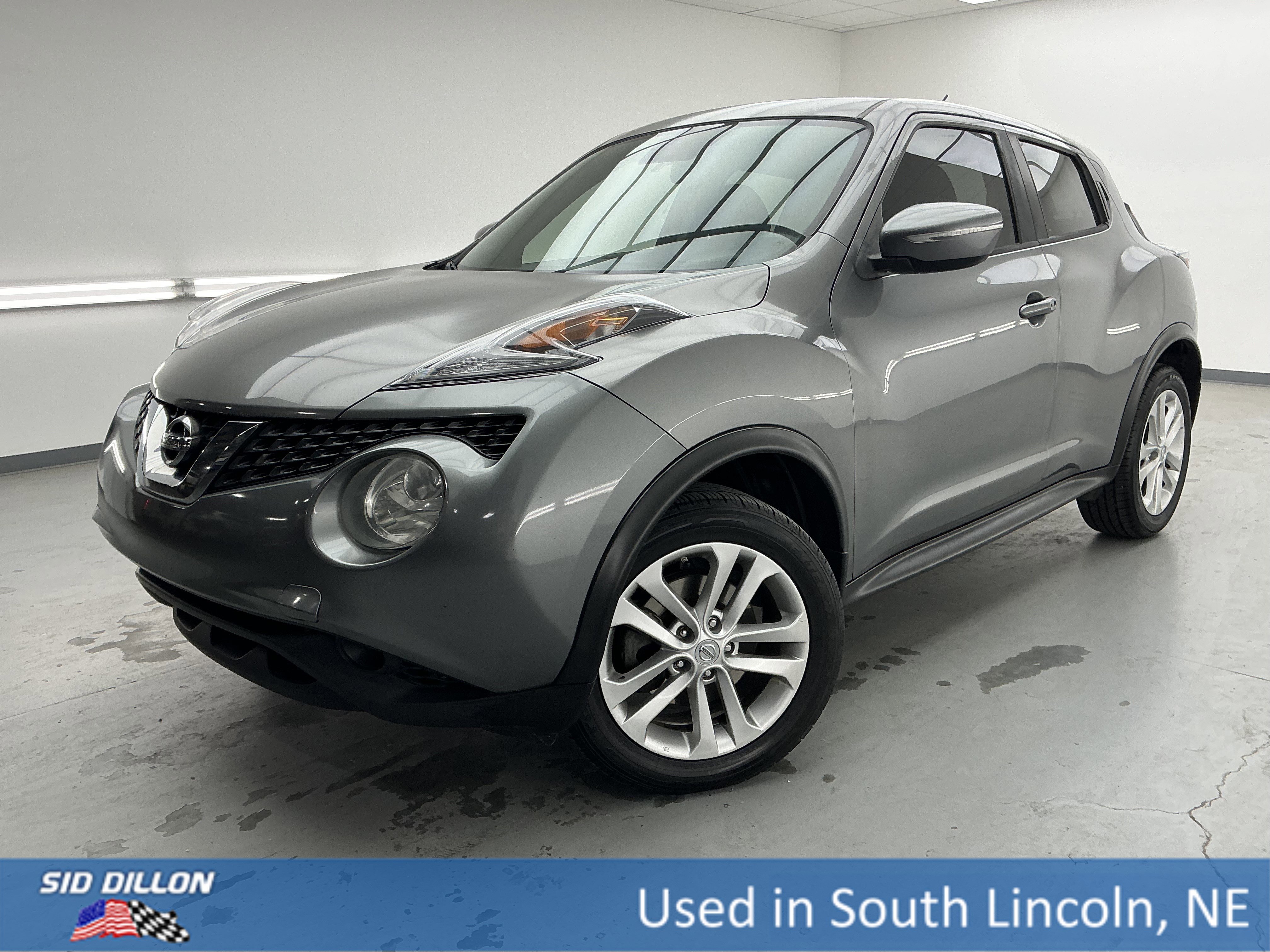 2016 Nissan Juke S's photo