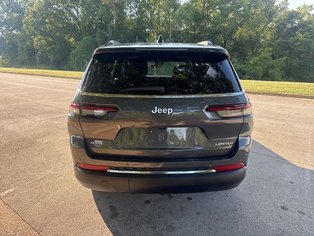 2025 Jeep Grand Cherokee Limited photo 6