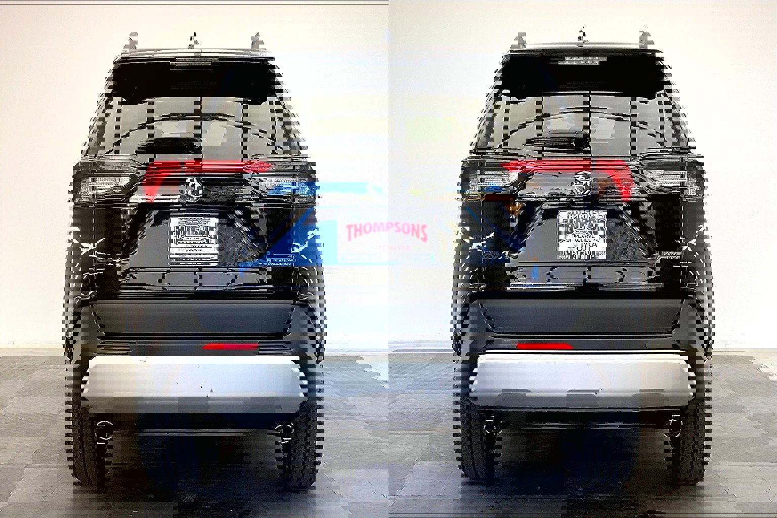 2022 Toyota RAV4 Adventure photo 3