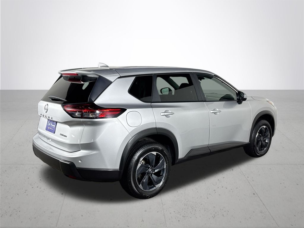 2024 Nissan Rogue SV photo 6