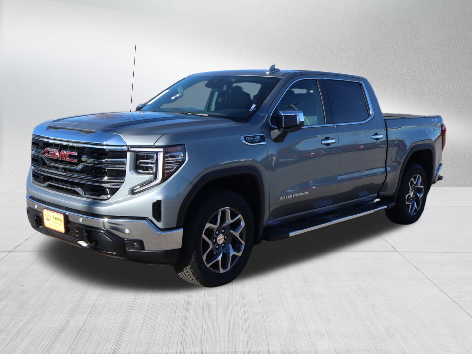 2026 Gmc Sierra 1500 SLT photo 3
