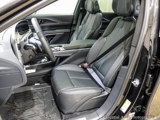 2025 Cadillac Lyriq Sport photo 8