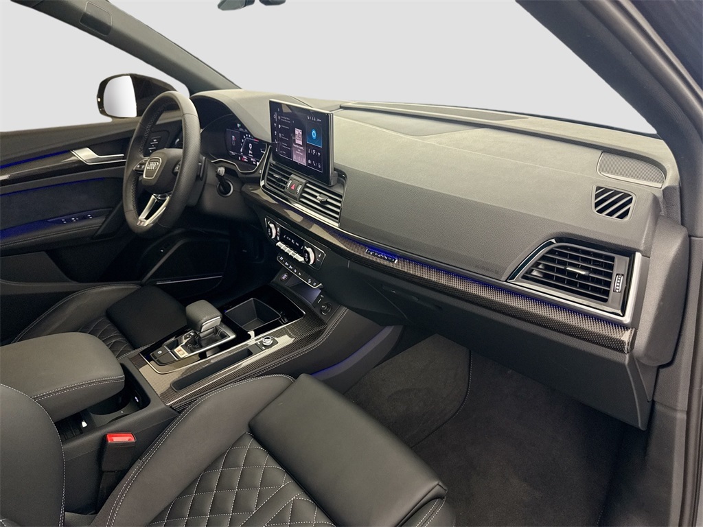 2024 Audi SQ5 Prestige photo 30