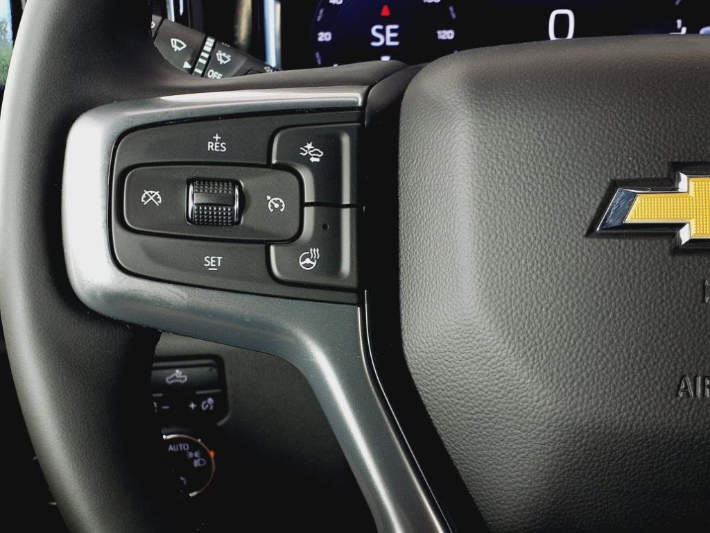 2025 Chevrolet Silverado 1500 LT photo 7