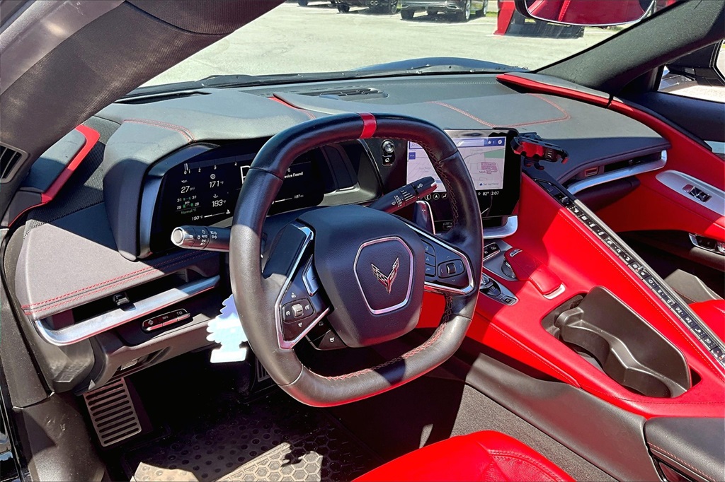 2021 Chevrolet Corvette Stingray 2LT photo 13