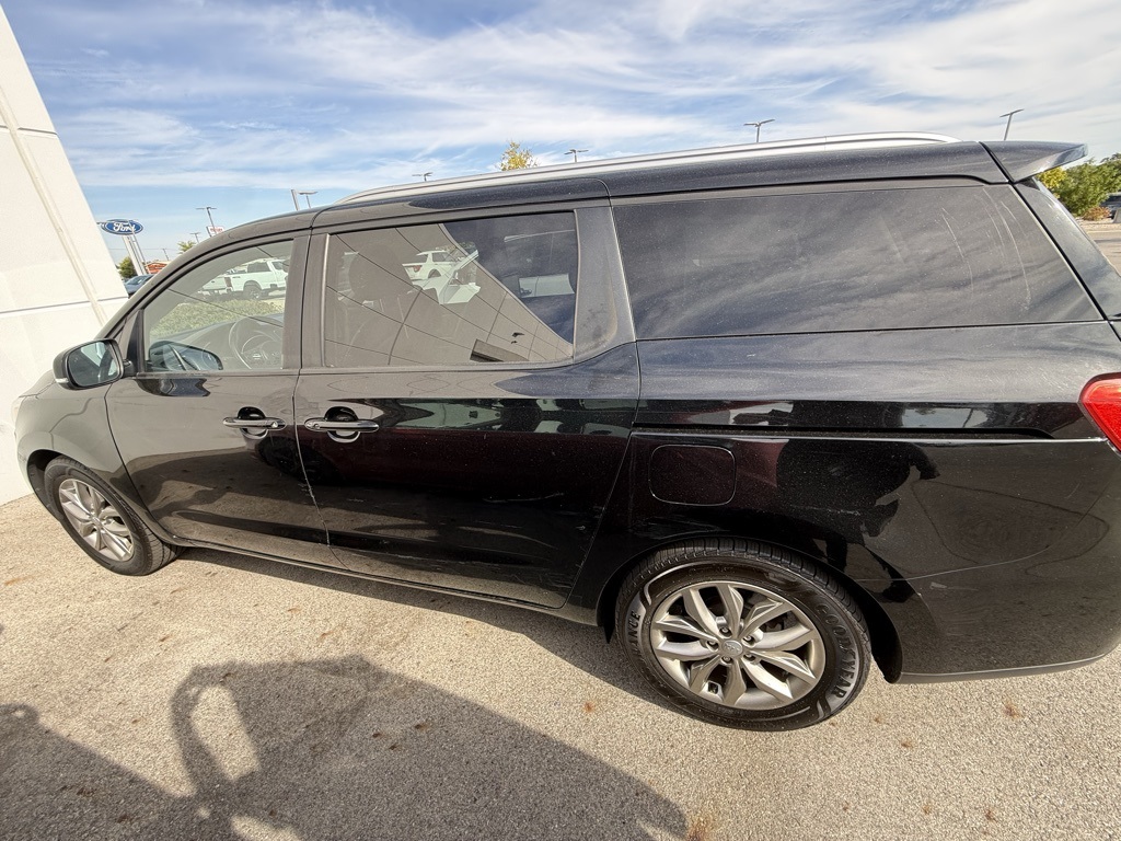 2020 Kia Sedona EX photo 6