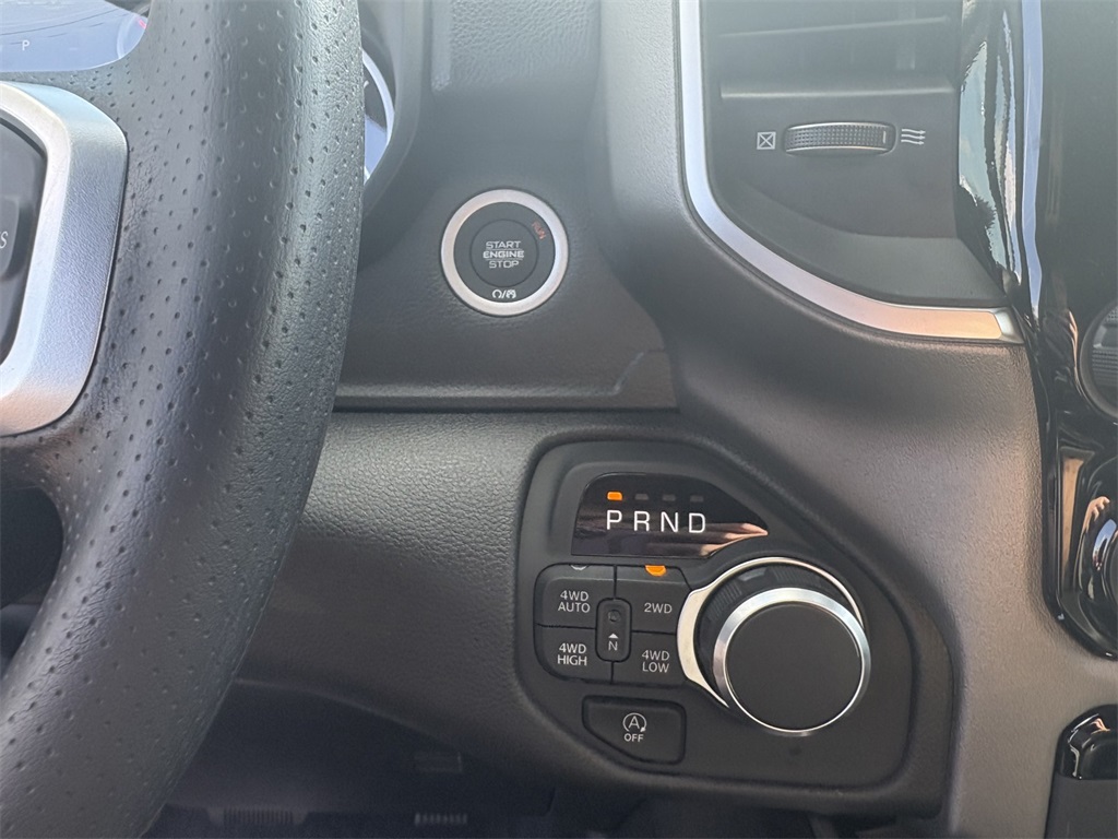 2025 Ram 1500 Big Horn photo 23