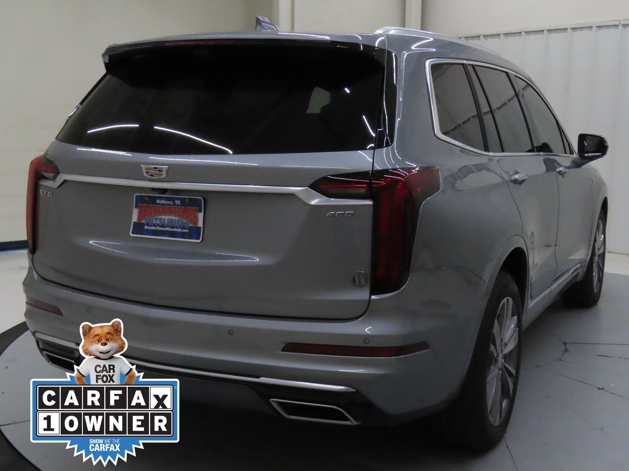 2024 Cadillac XT6 Premium Luxury photo 2