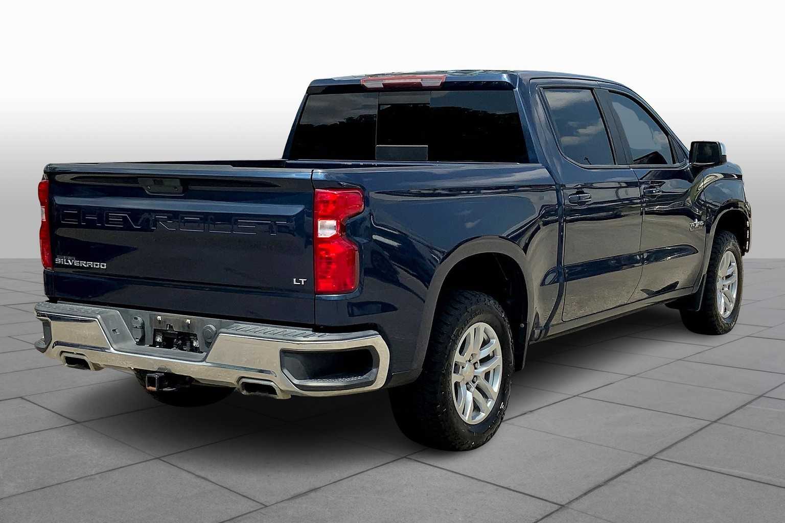 2020 Chevrolet Silverado 1500 LT photo 12