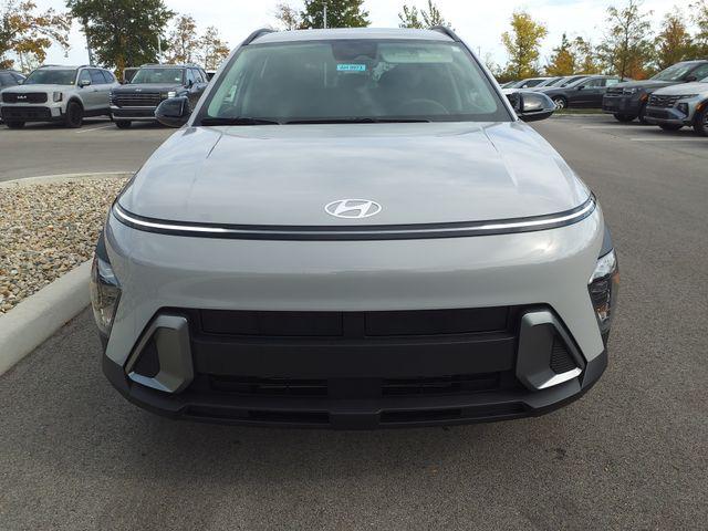 2026 Hyundai Kona SEL photo 2