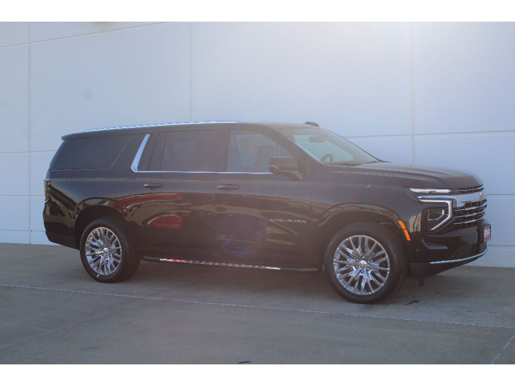 2026 Chevrolet Suburban LT photo 7