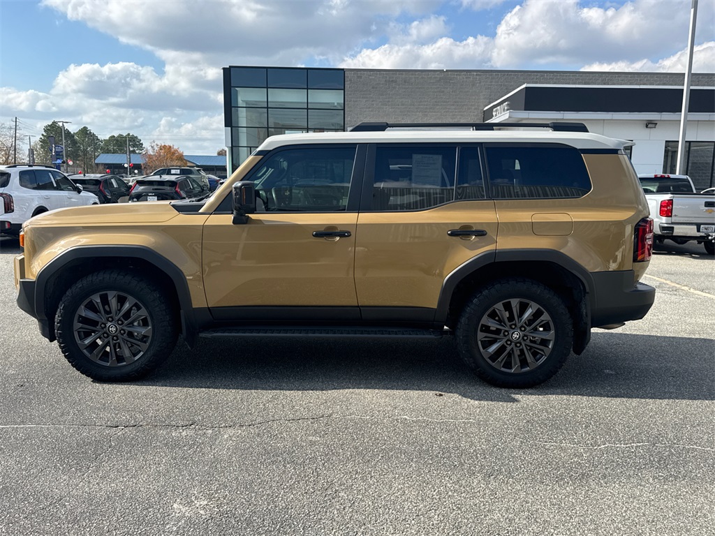 2024 Toyota Land Cruiser Base photo 4