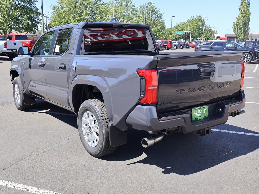2025 Toyota Tacoma SR5 4x4 Double Cab photo 4