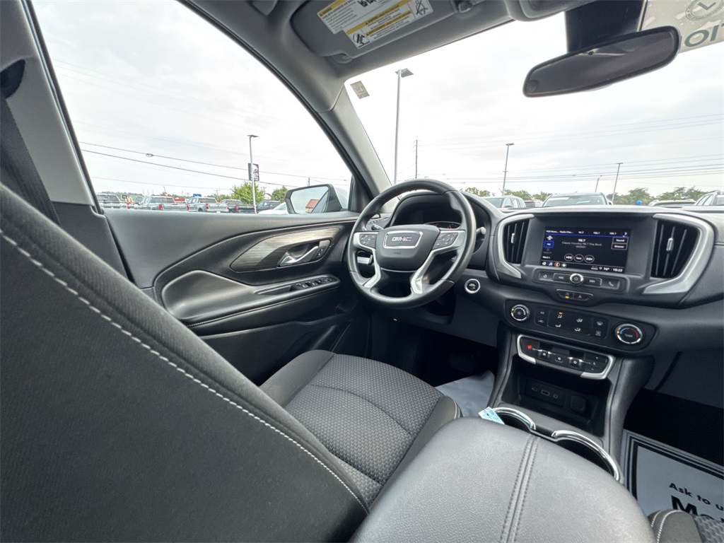 2024 Gmc Terrain SLE photo 13