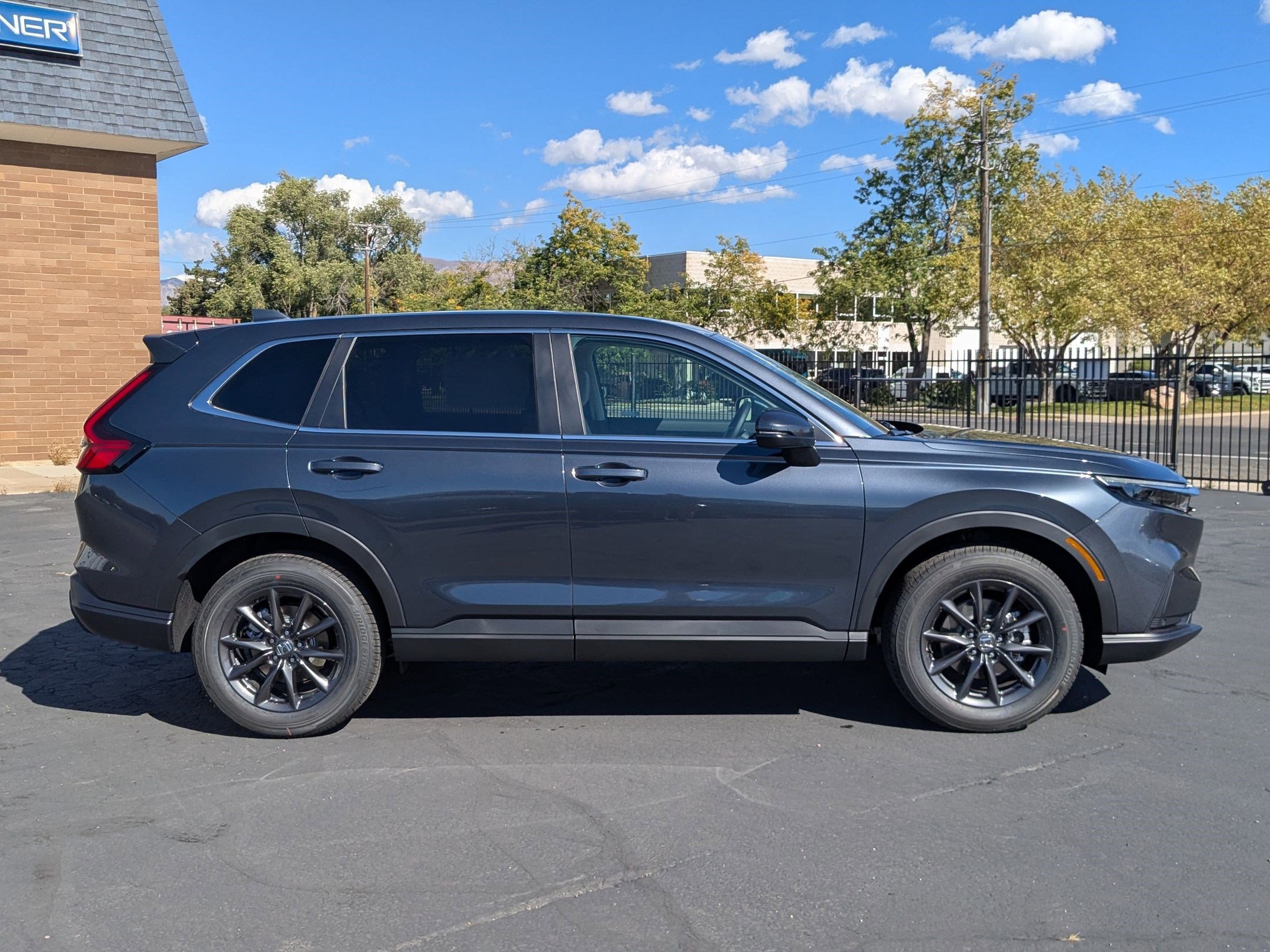 2026 Honda CR-V EX-L photo 2