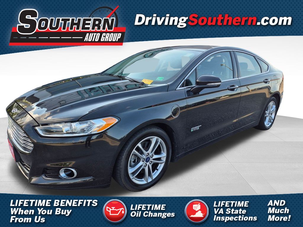 2015 Ford Fusion Energi Titanium photo 2