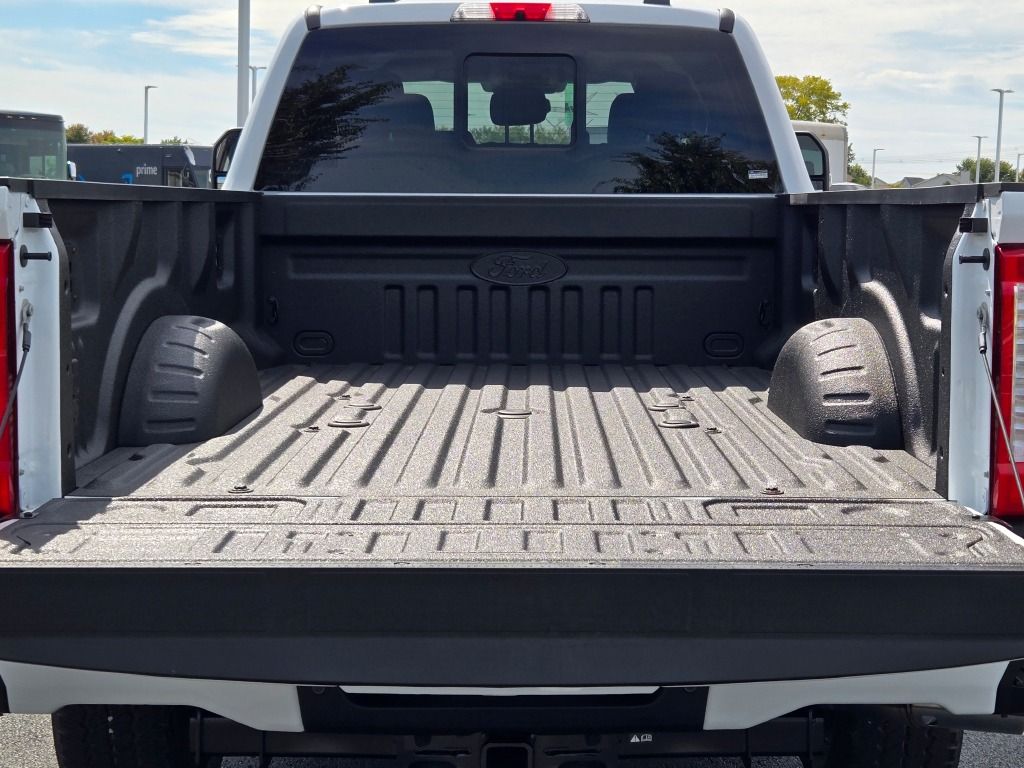 2026 Ford F-350 photo 13