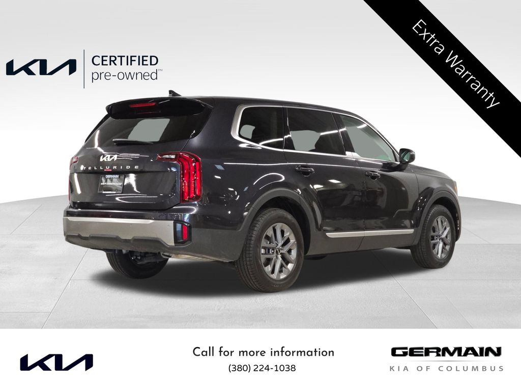2025 Kia Telluride LX photo 3
