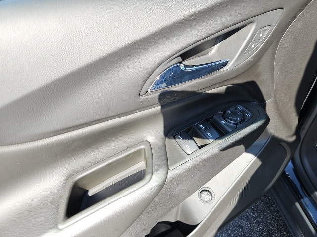 2020 Chevrolet Equinox LT photo 23