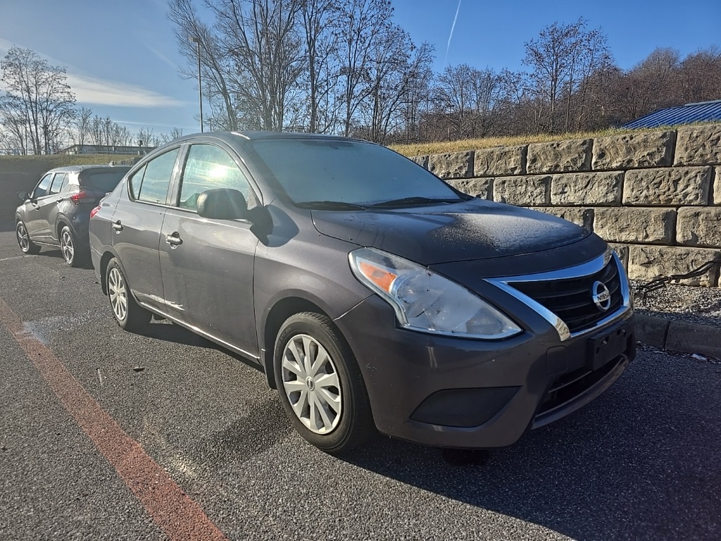 2015 Nissan Versa Sedan S Plus's photo