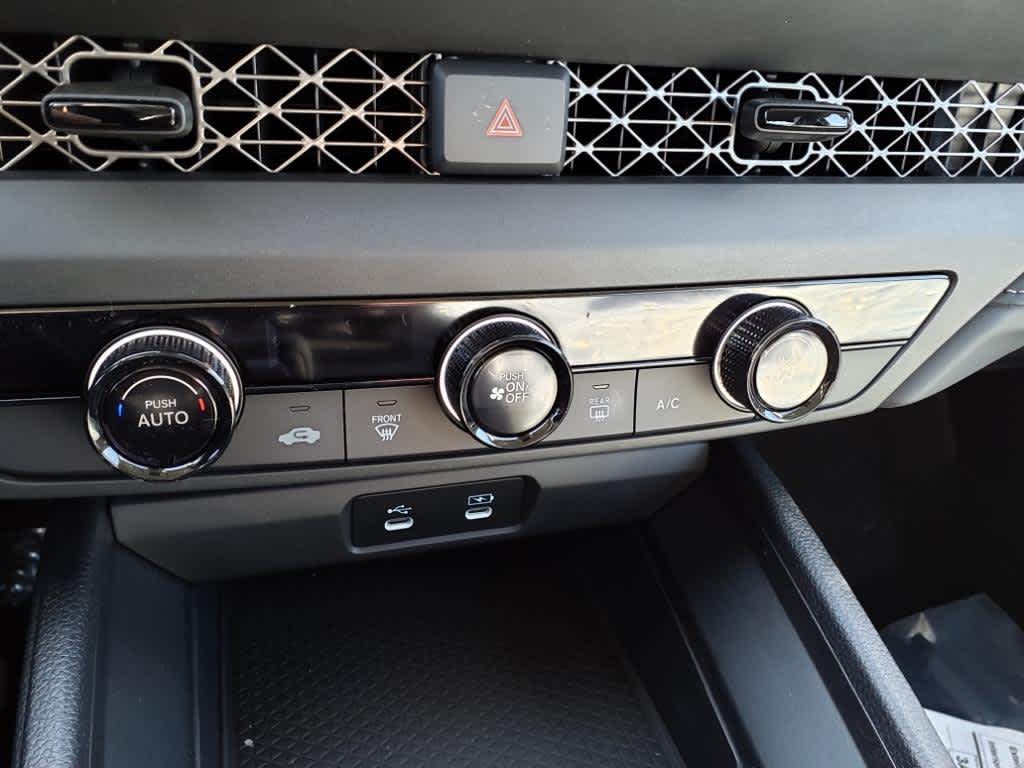 2025 Honda Accord LX photo 7