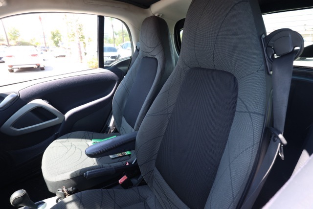 2016 Smart Fortwo Electric Drive photo 13