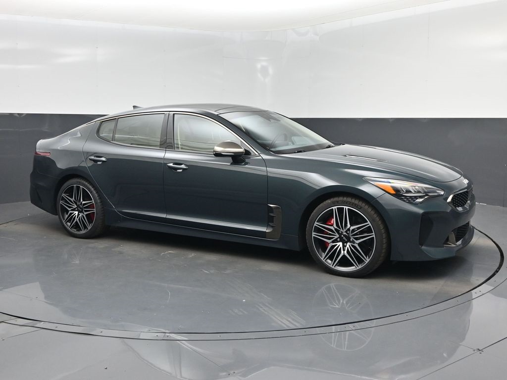2022 Kia Stinger GT1's photo