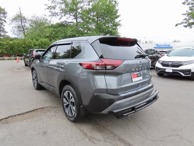 2021 Nissan Rogue SV photo 4