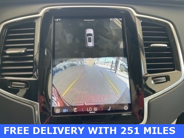 2023 Volvo XC90 Ultimate photo 3