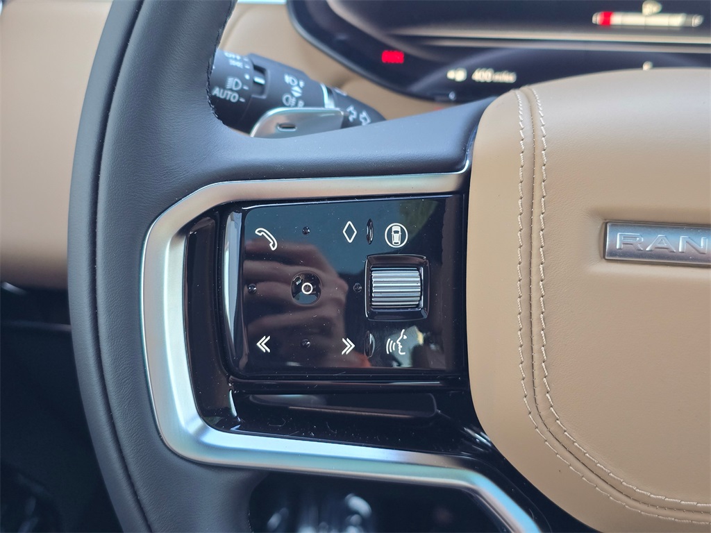 2025 Land Rover Range Rover Sport SE photo 17