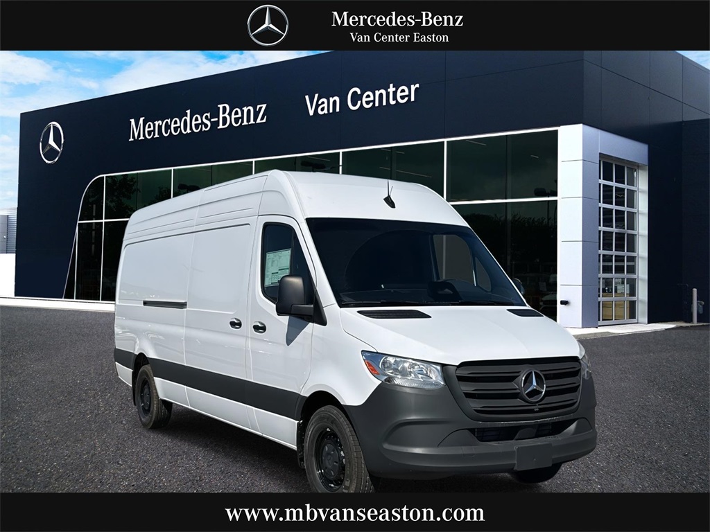 2025 Mercedes-Benz Sprinter Cargo Van Base's photo