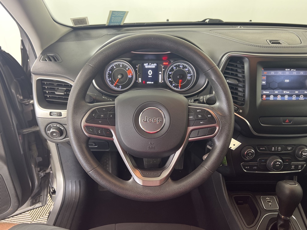 2019 Jeep Cherokee Latitude photo 7