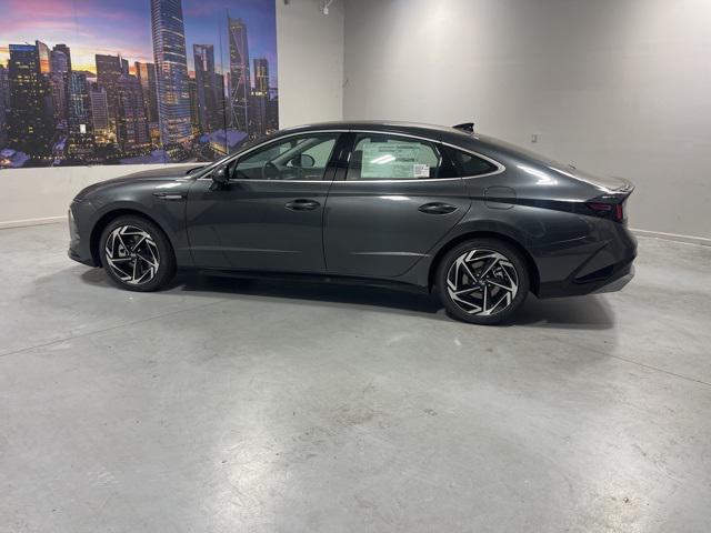 2026 Hyundai Sonata SEL Sport photo 4