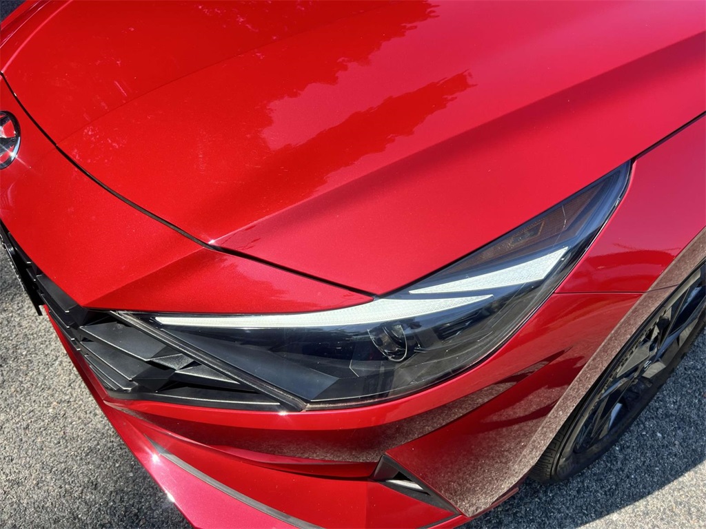 2023 Hyundai Elantra SEL photo 7