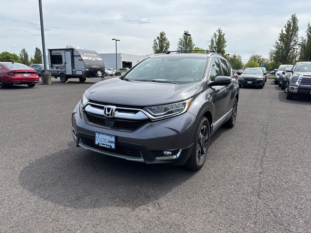 2018 Honda CR-V Touring photo 3