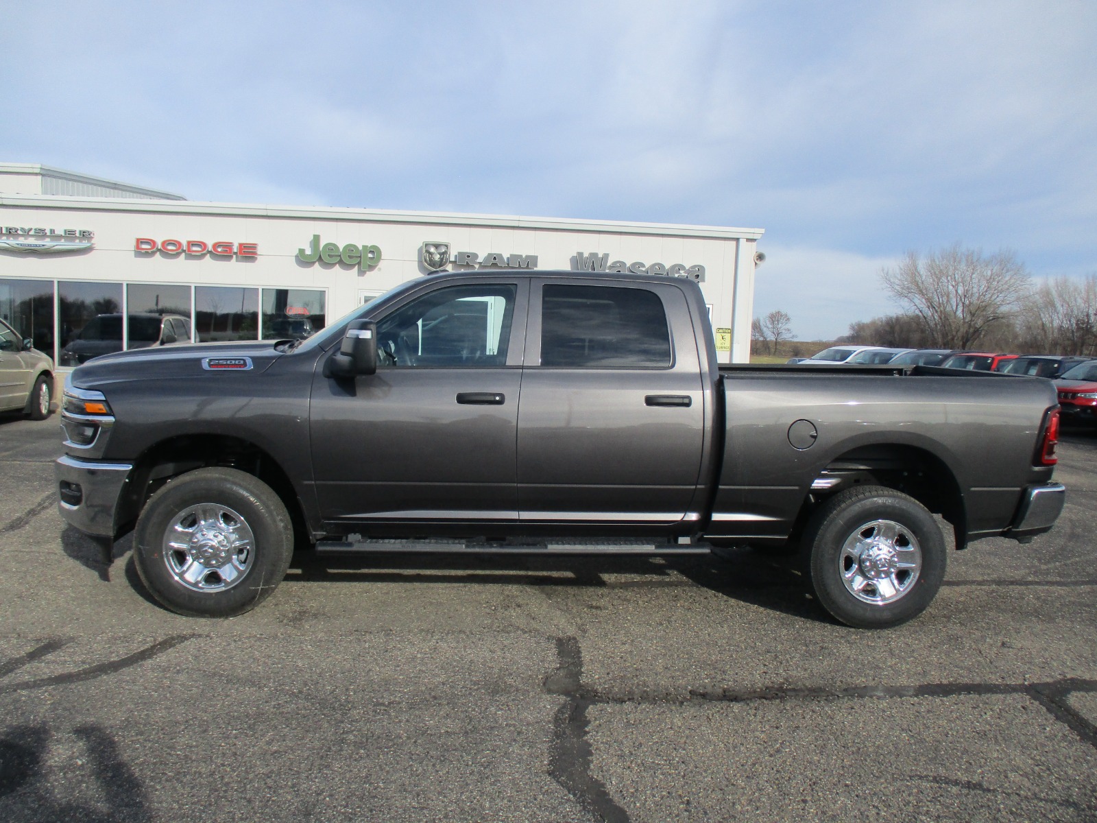 2026 Ram 2500 Tradesman photo 2