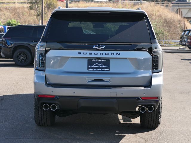 2026 Chevrolet Suburban Z71 photo 3