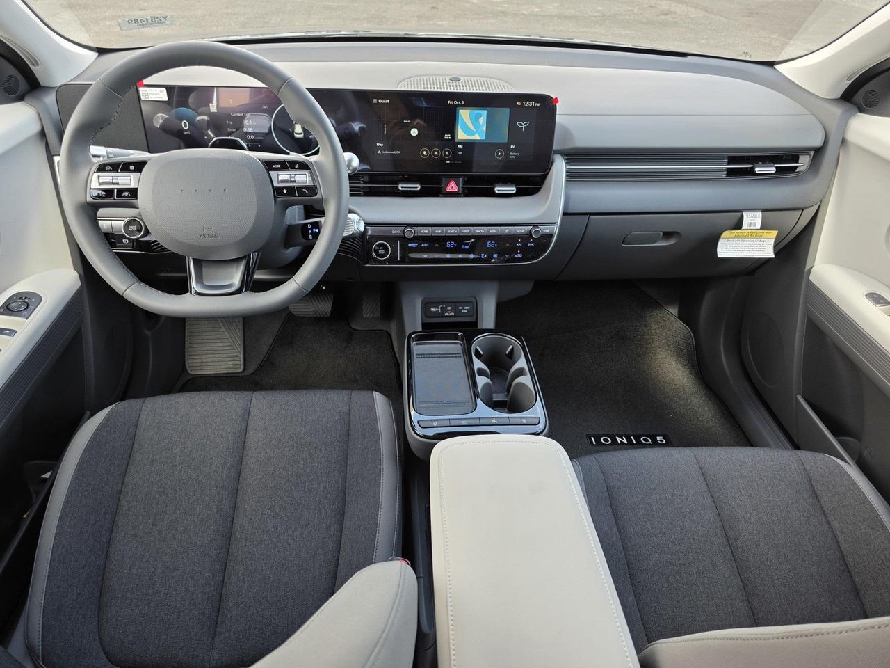 2025 Hyundai Ioniq 5 SE Standard Range photo 18