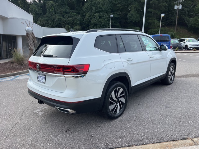 2026 Volkswagen Atlas SE Technology photo 2