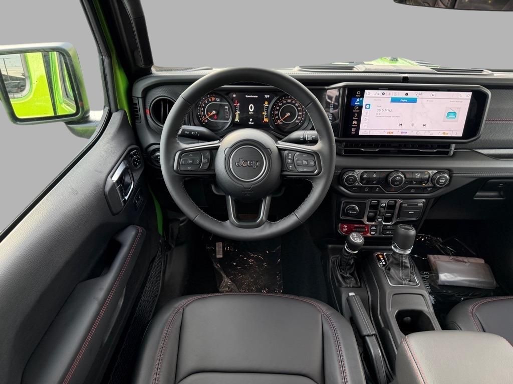 2025 Jeep Gladiator Rubicon photo 2