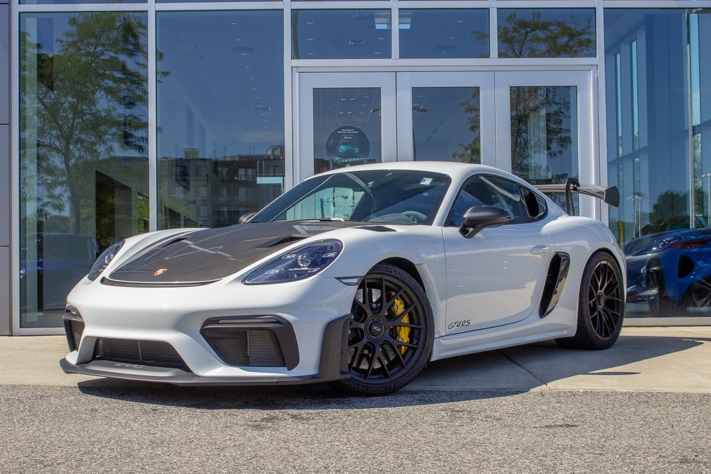 2024 Porsche 718 GT4 RS's photo