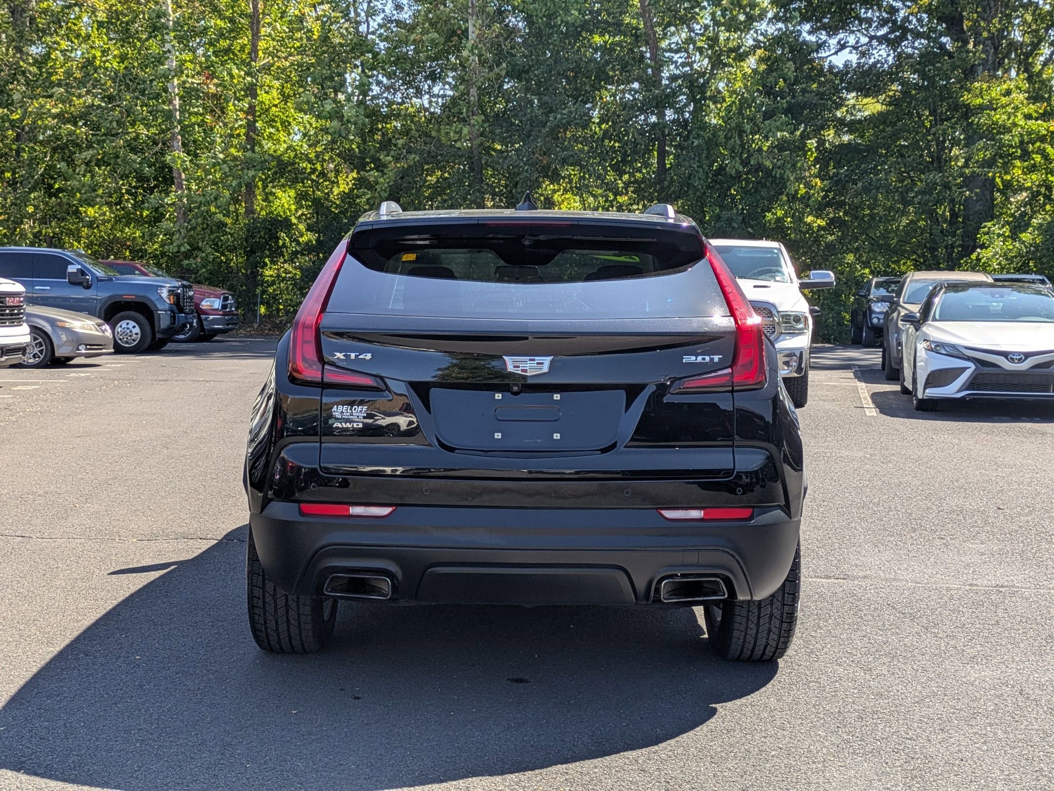 2019 Cadillac XT4 Luxury photo 3