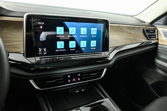 2026 Volkswagen Atlas SE Technology photo 11