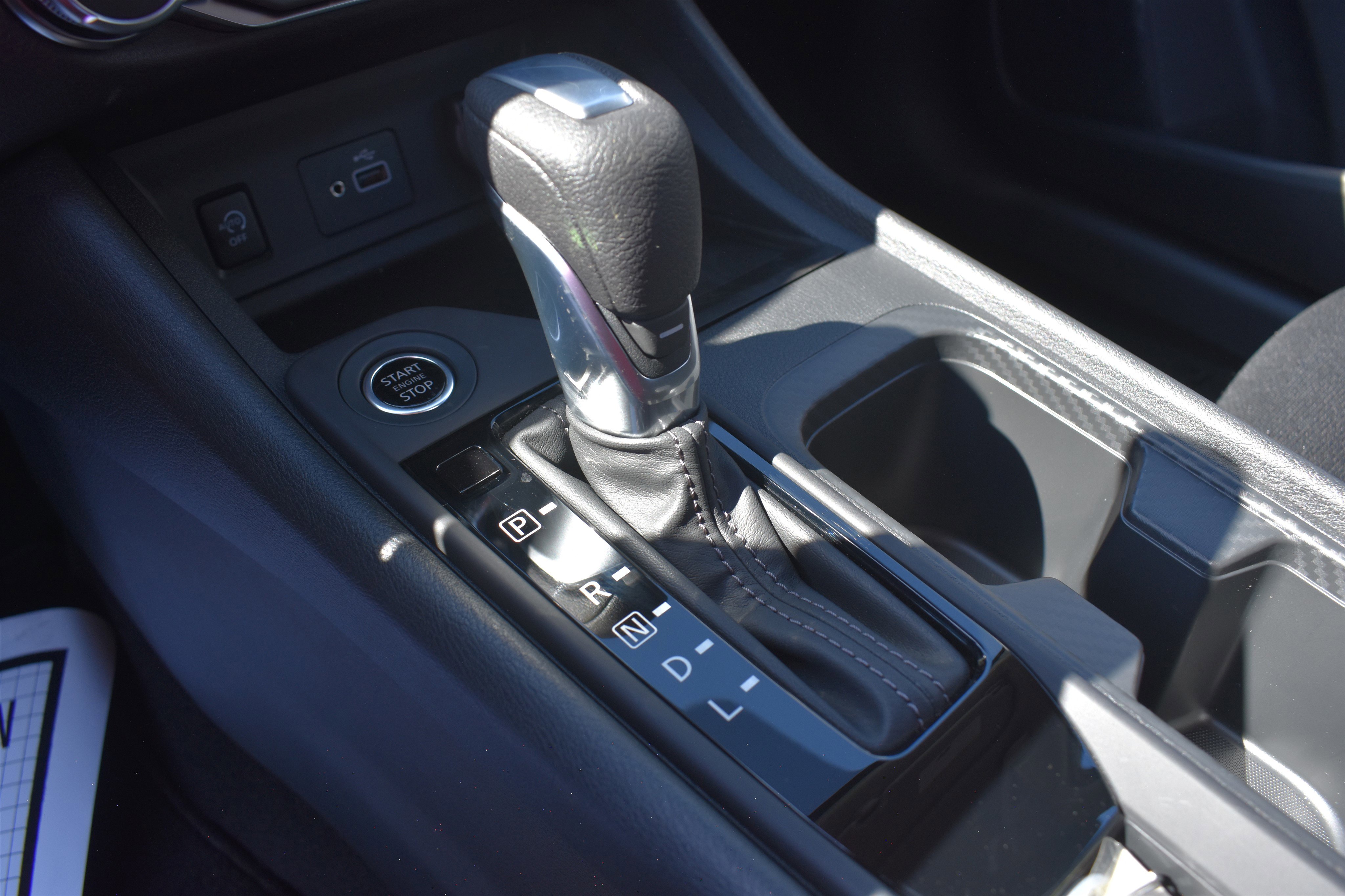 2025 Nissan Sentra S photo 17