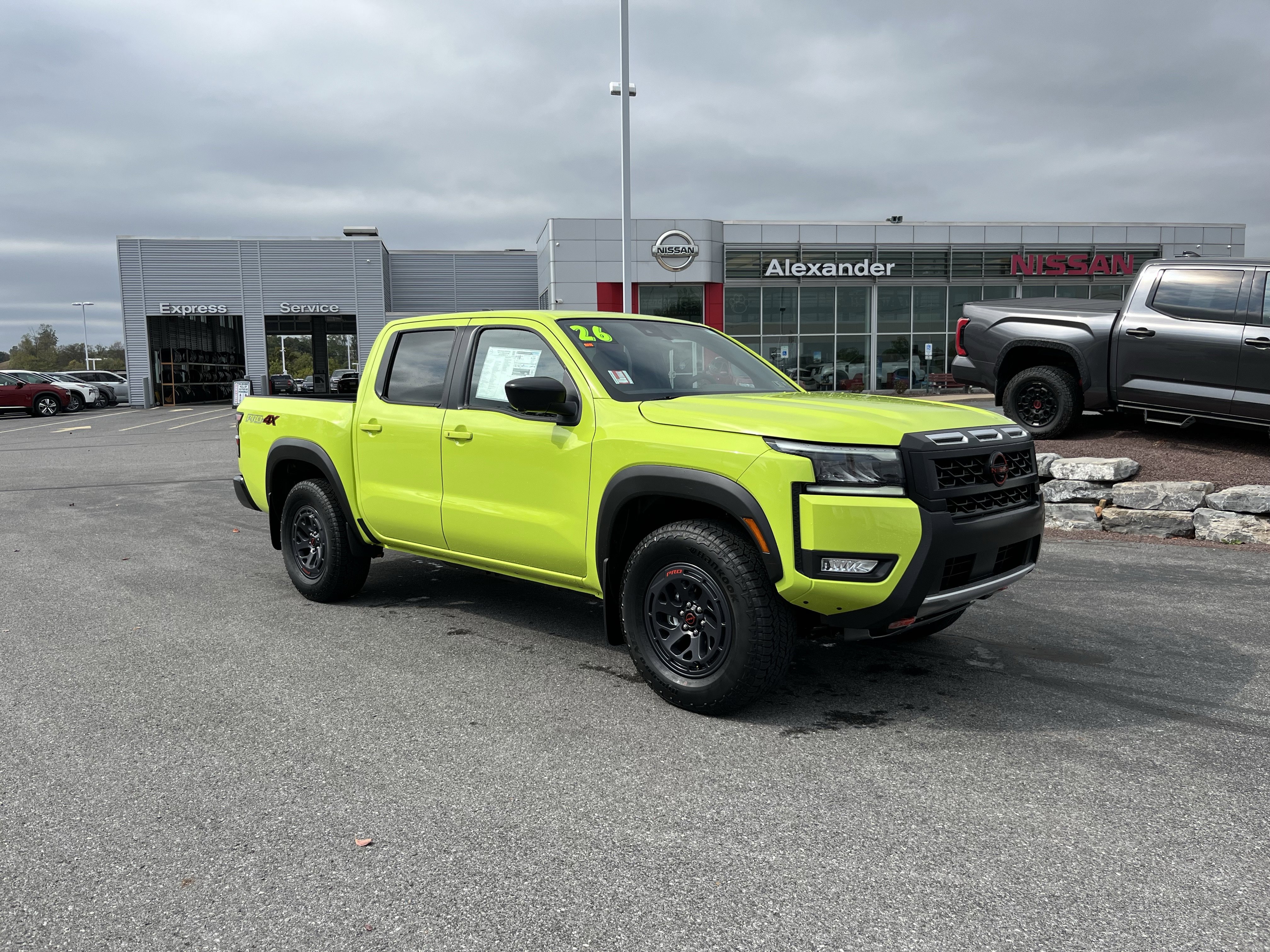 2026 Nissan Frontier PRO-4X's photo